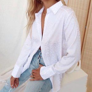 12th Tribe Gold Rush Satin Jacquard Leopard Blouse White Size M